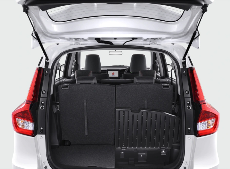 LARGELUGGAGECAPACITY_1711095896225